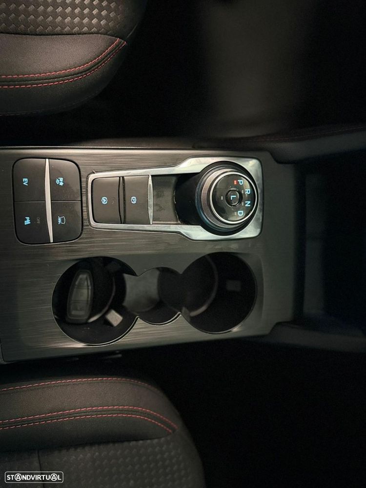 Ford Kuga 2.5 PHEV ST-Line - 33