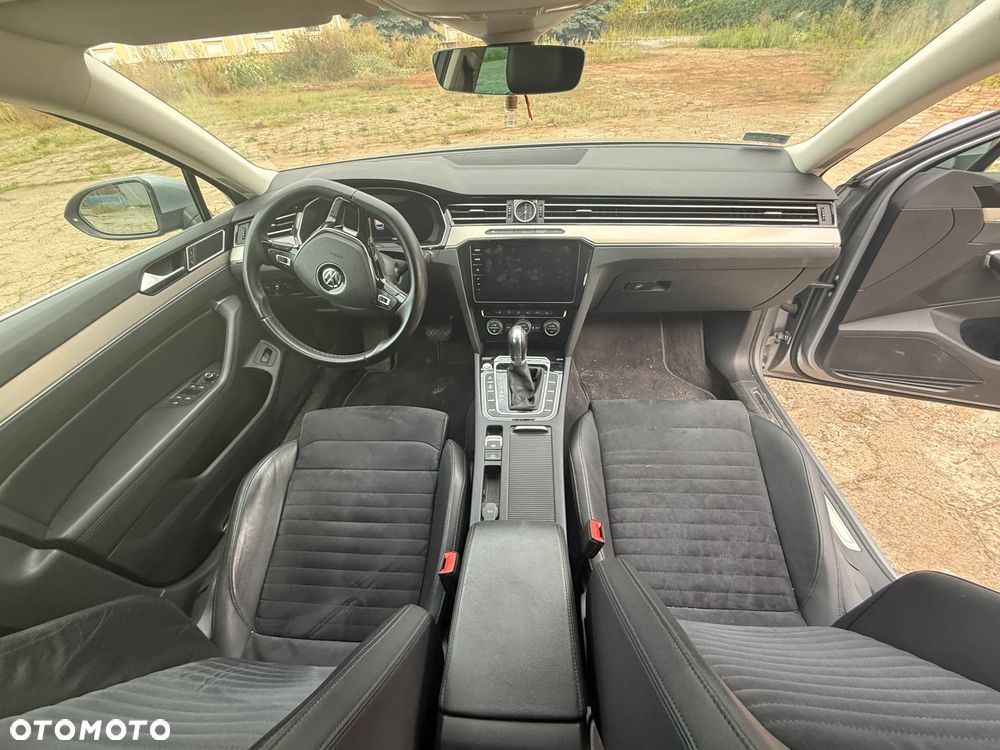 Volkswagen Passat - 9