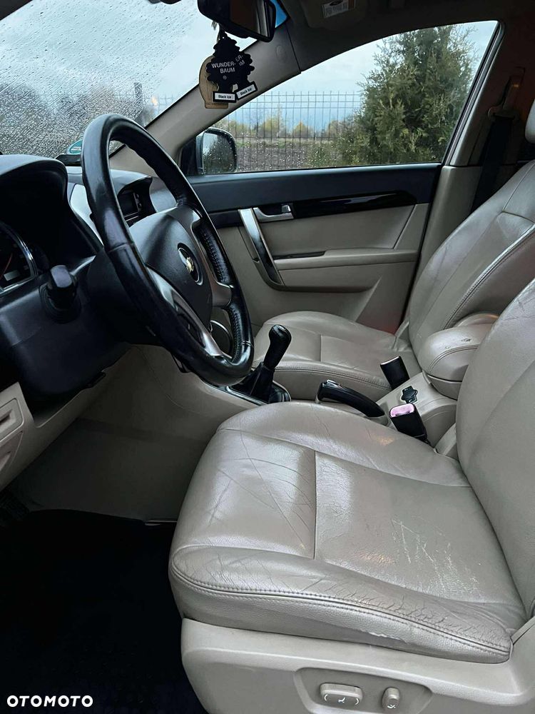 Chevrolet Captiva 2.0 d LT medium 5os - 7