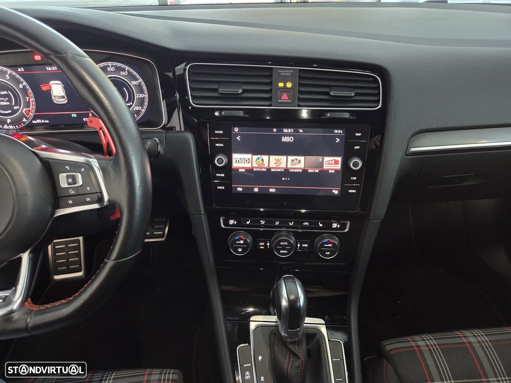 VW Golf GTI 2.0 TSI OPF DSG Performance - 17