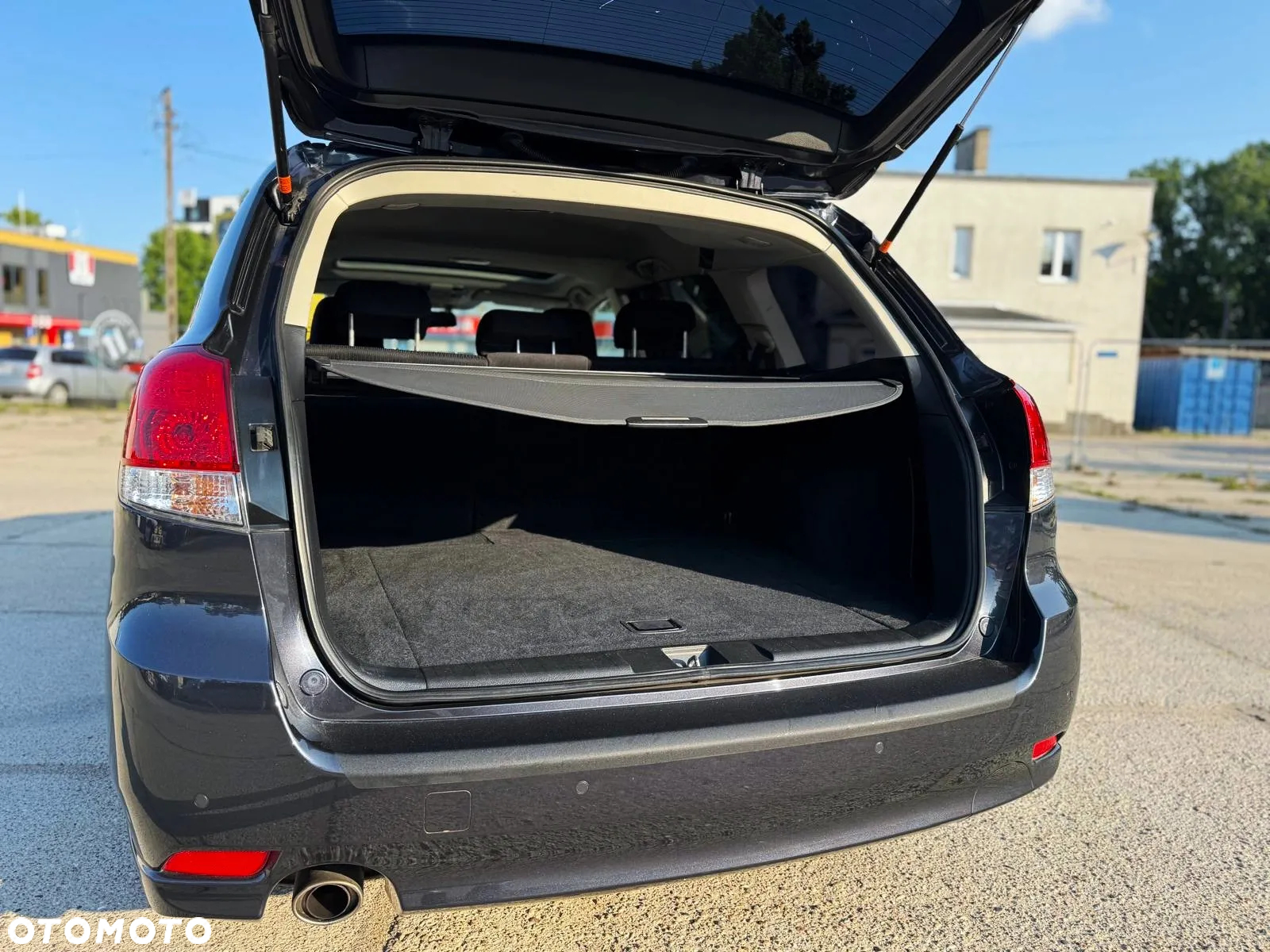 Subaru Legacy 2.0i Comfort Navi AT - 33