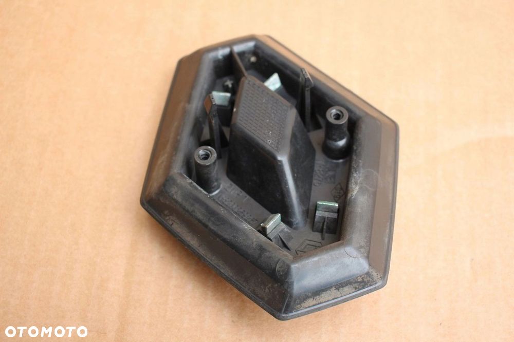 Zaczek emblemat przód przedni RENAULT MODUS 8200259267 - 2
