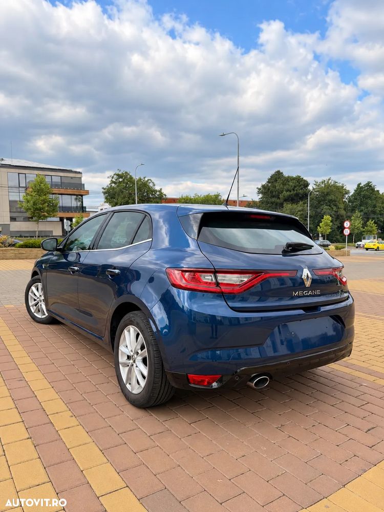 Renault Megane 2016 photo 3