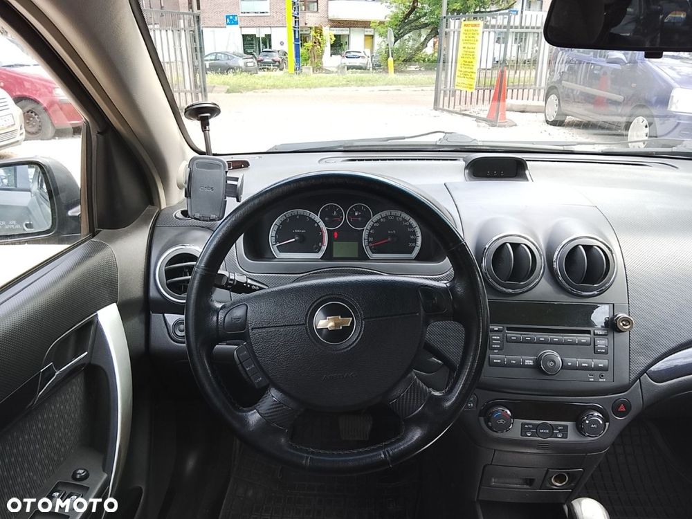 Chevrolet Aveo - 7