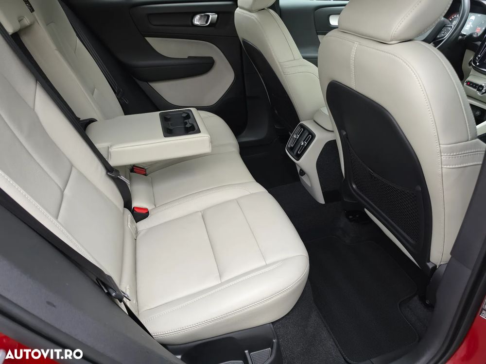 Volvo XC 40 D4 AWD Geartronic Inscription - 29