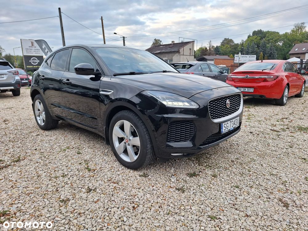Jaguar E-Pace 2.0 i4D AWD R-Dynamic - 12