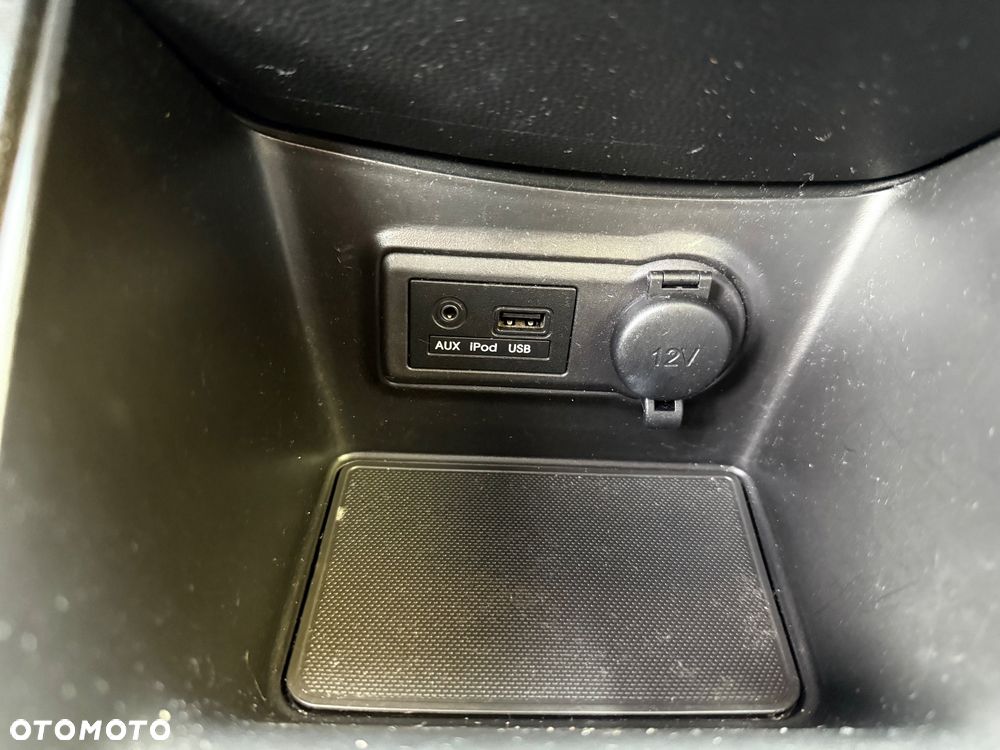 Hyundai ix20 1.4 BlueDrive Classic + - 21
