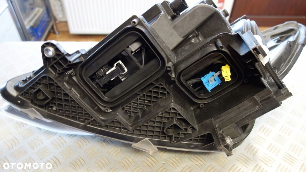 LAMPA PRAWA PRZÓD MERCEDES VIANO W447 A4479060201 - 6