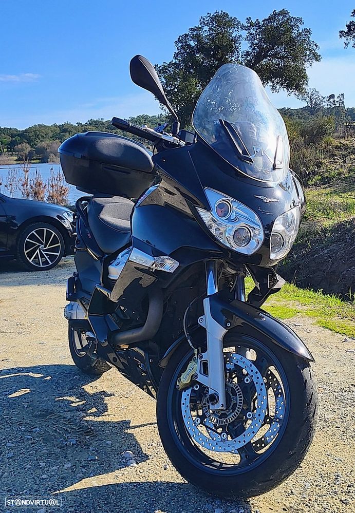 Moto Guzzi Norge GT8V - 2