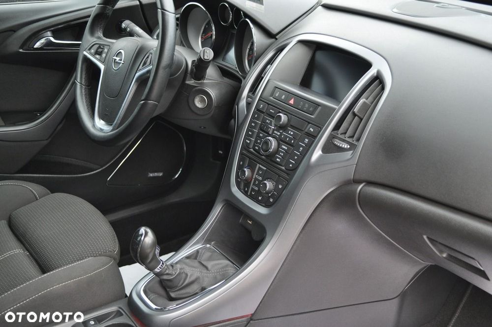 Opel Astra 1.4 T Enjoy EU6 - 16