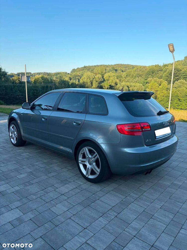 Audi A3 Sportback 1.8 TFSI S tronic S line Sportpaket Plus - 4