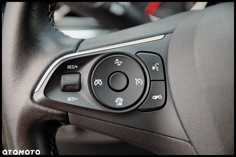 Opel Insignia - 8