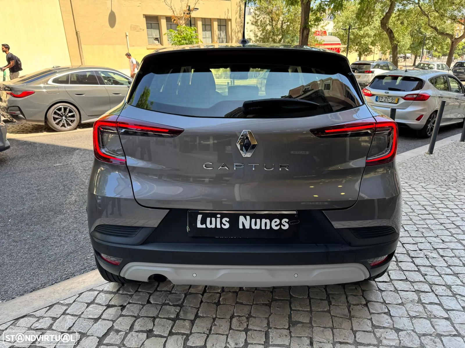 Renault Captur 1.5 dCi Exclusive EDC - 10