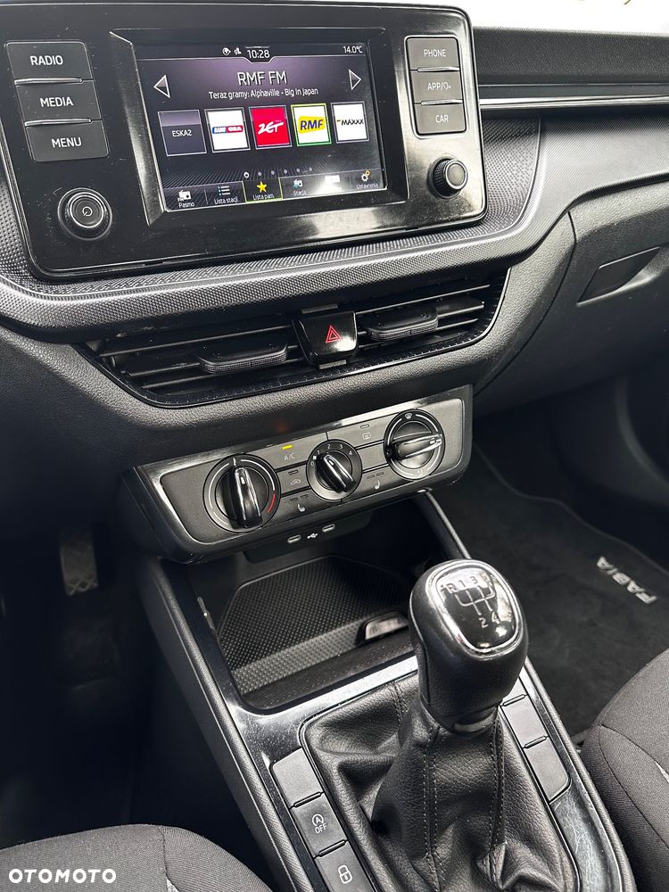 Skoda Fabia 1.0 MPI Active - 21