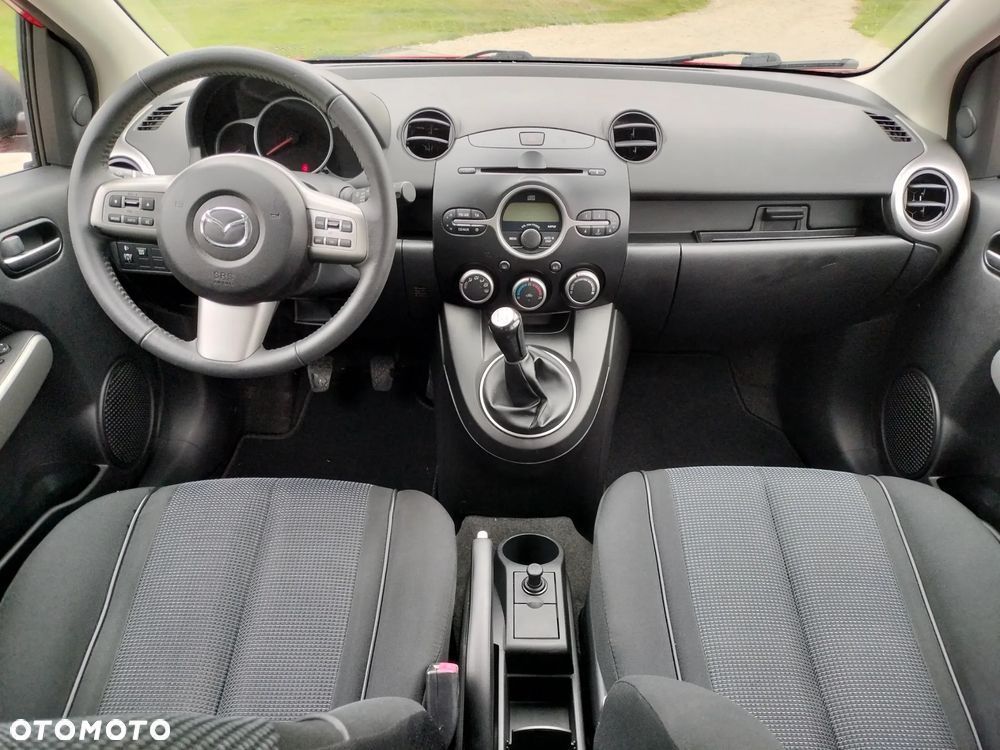 Mazda 2 - 23
