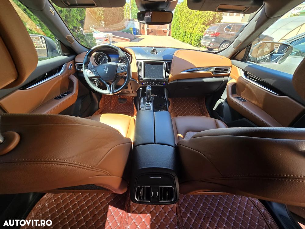 Maserati Levante Q4 Diesel GranLusso - 17