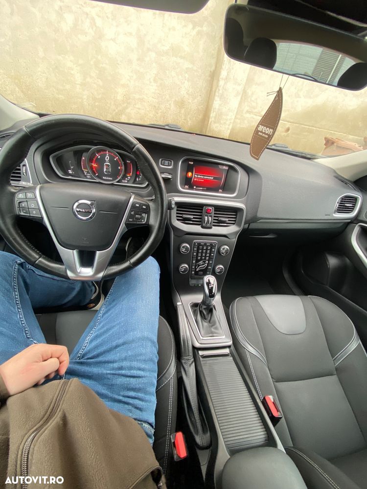 Volvo V40 - 2