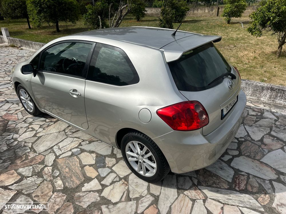 Toyota Auris 1.4 D-4D AC - 5