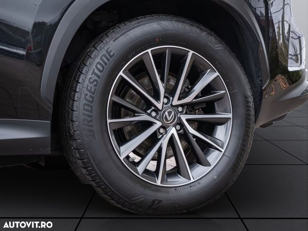 Lexus Seria NX 450h+ E-FOUR Executive Line - 7