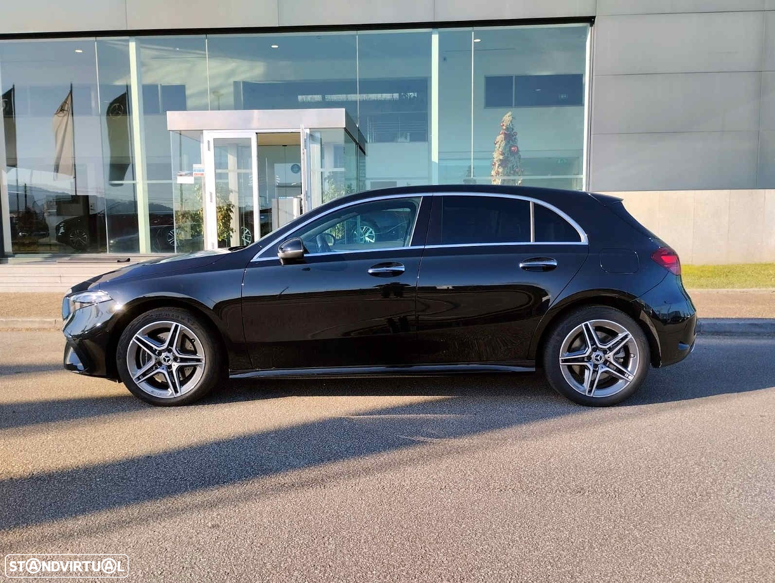 Mercedes-Benz A 250 e AMG Line - 9