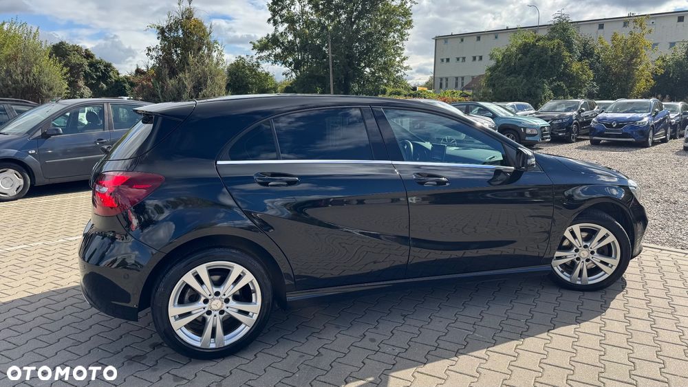 Mercedes-Benz Klasa A 200 (BlueEFFICIENCY) 7G-DCT - 16