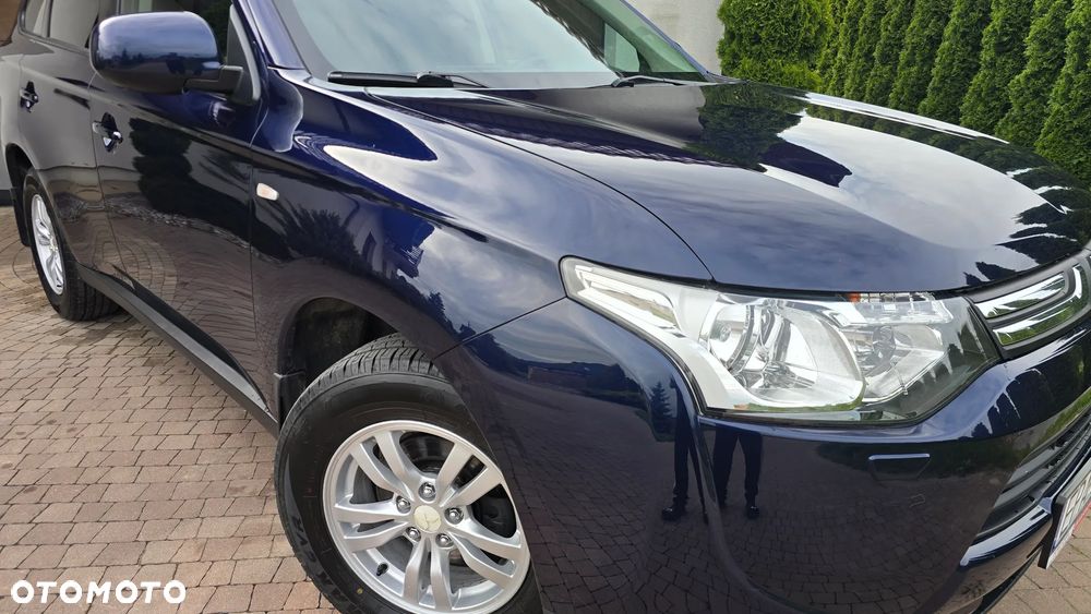 Mitsubishi Outlander - 13
