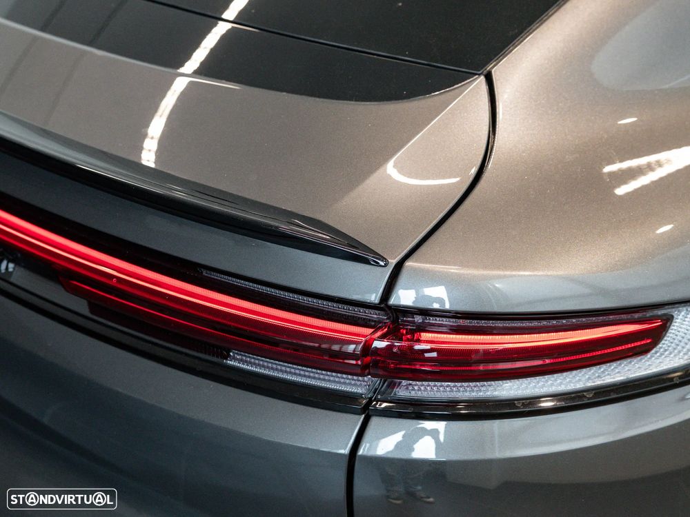 Porsche Cayenne Coupé E-Hybrid - 13