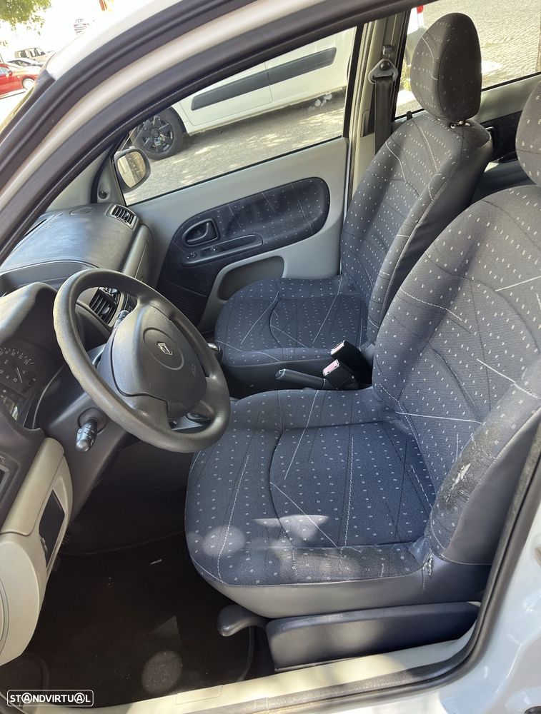 Renault Clio 1.5 dCi Extreme - 5