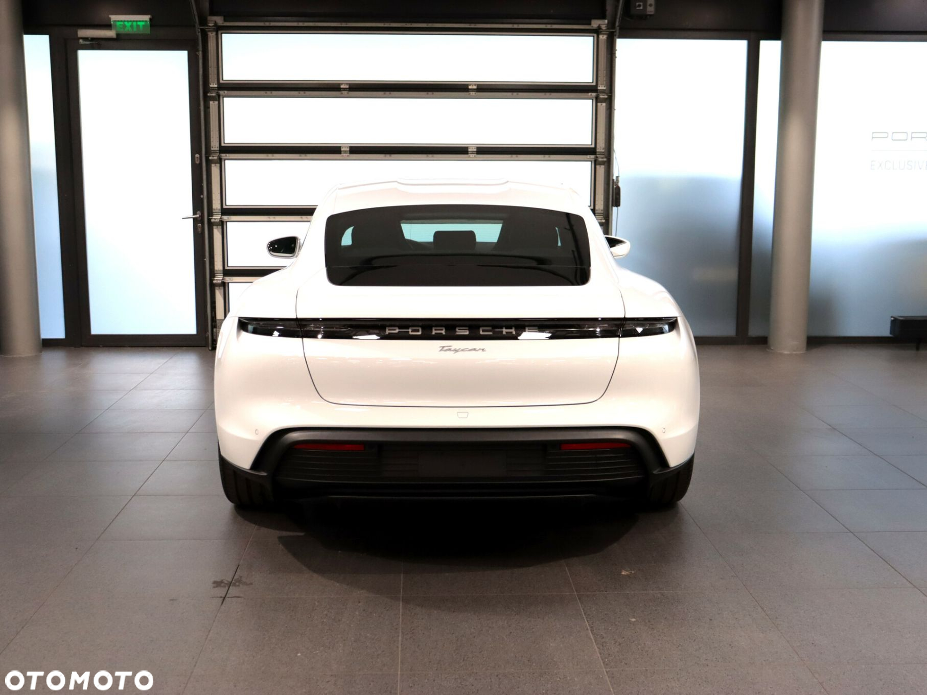 Porsche Taycan Performance Plus - 4
