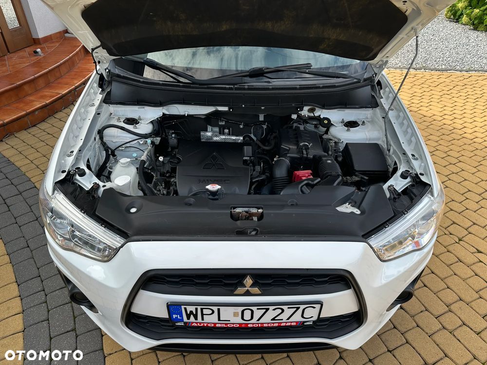 Mitsubishi ASX 1.6 2WD Plus - 17