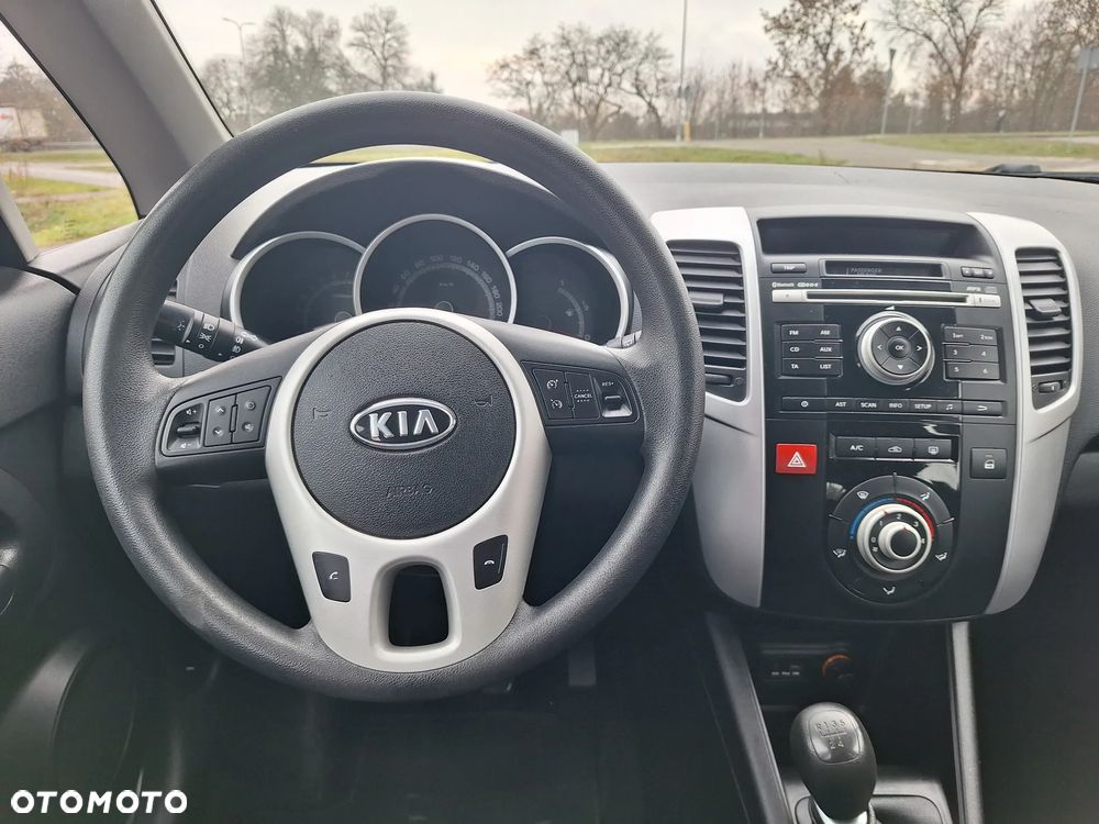 Kia Venga 1.4 M - 13