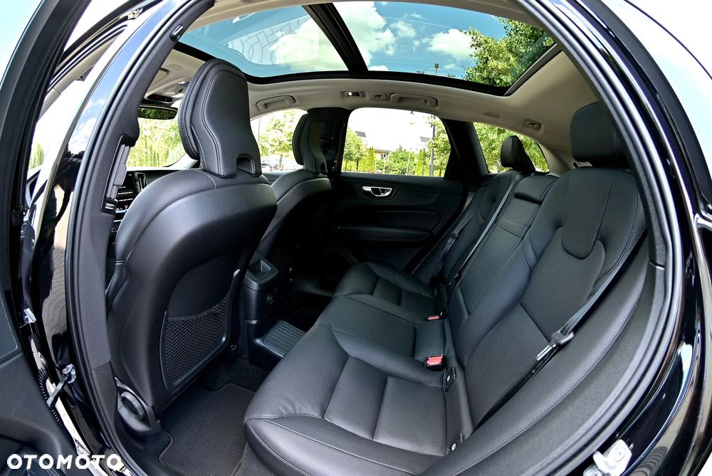 Volvo XC 60 T6 AWD Recharge Geartronic Inscription - 23