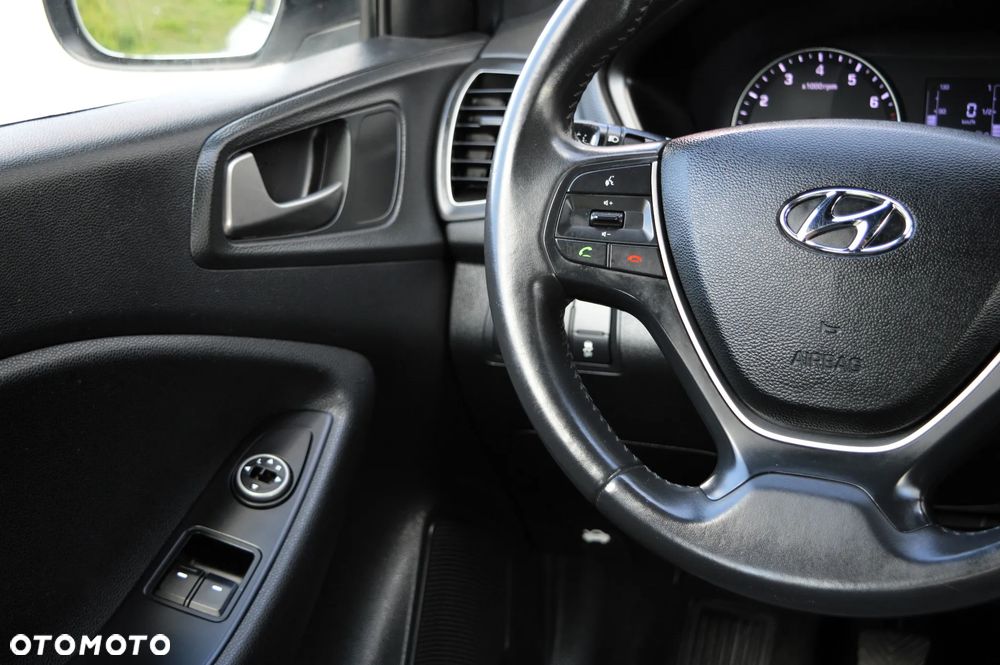 Hyundai i20 1.2 BlueDrive Classic + - 24