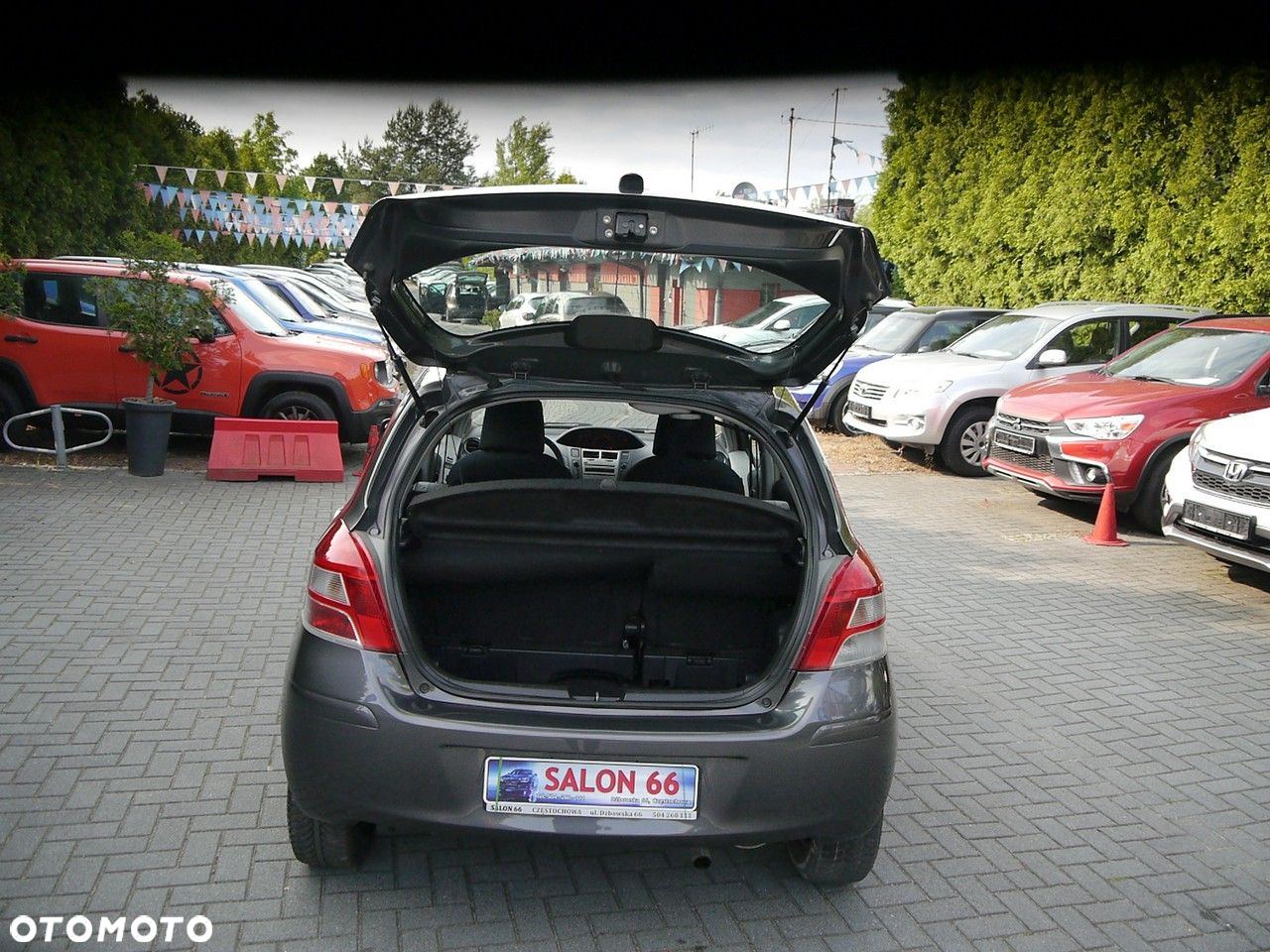 Toyota Yaris 1.33 VVT-i Cool - 12