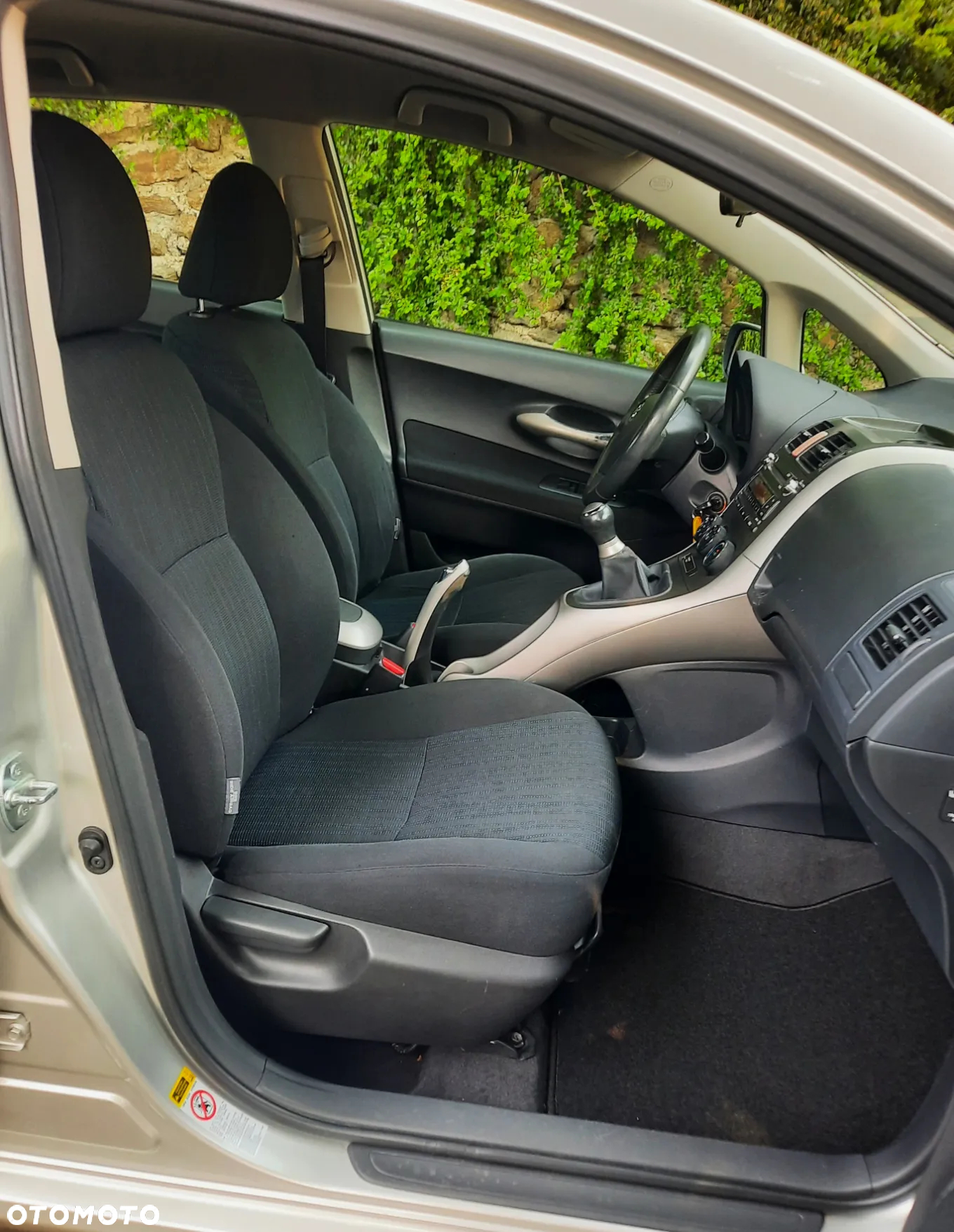 Toyota Auris 1.4 VVT-i Team - 10