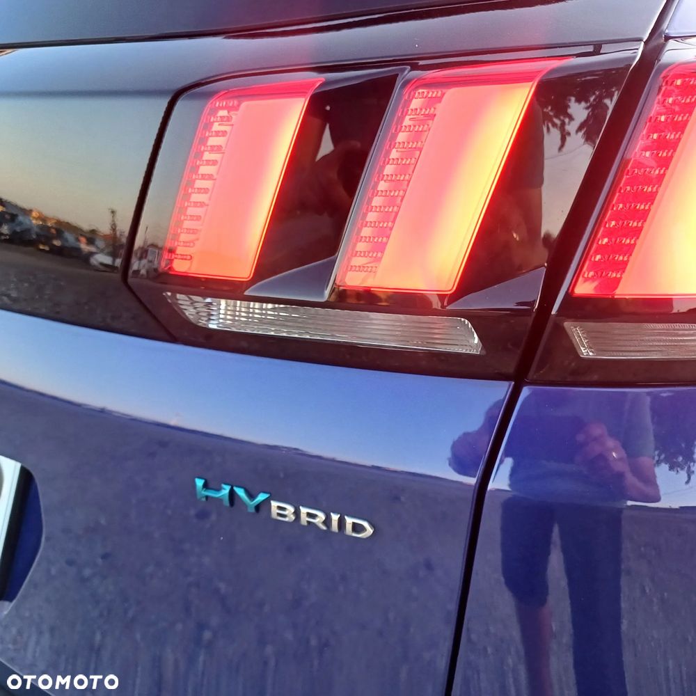 Peugeot 3008 1.6 PureTech HYbrid GT Line S&S EAT8 - 25