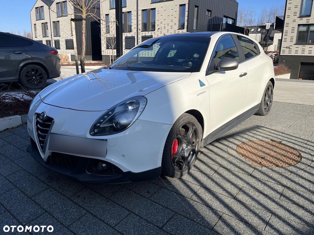 Alfa Romeo Giulietta - 1