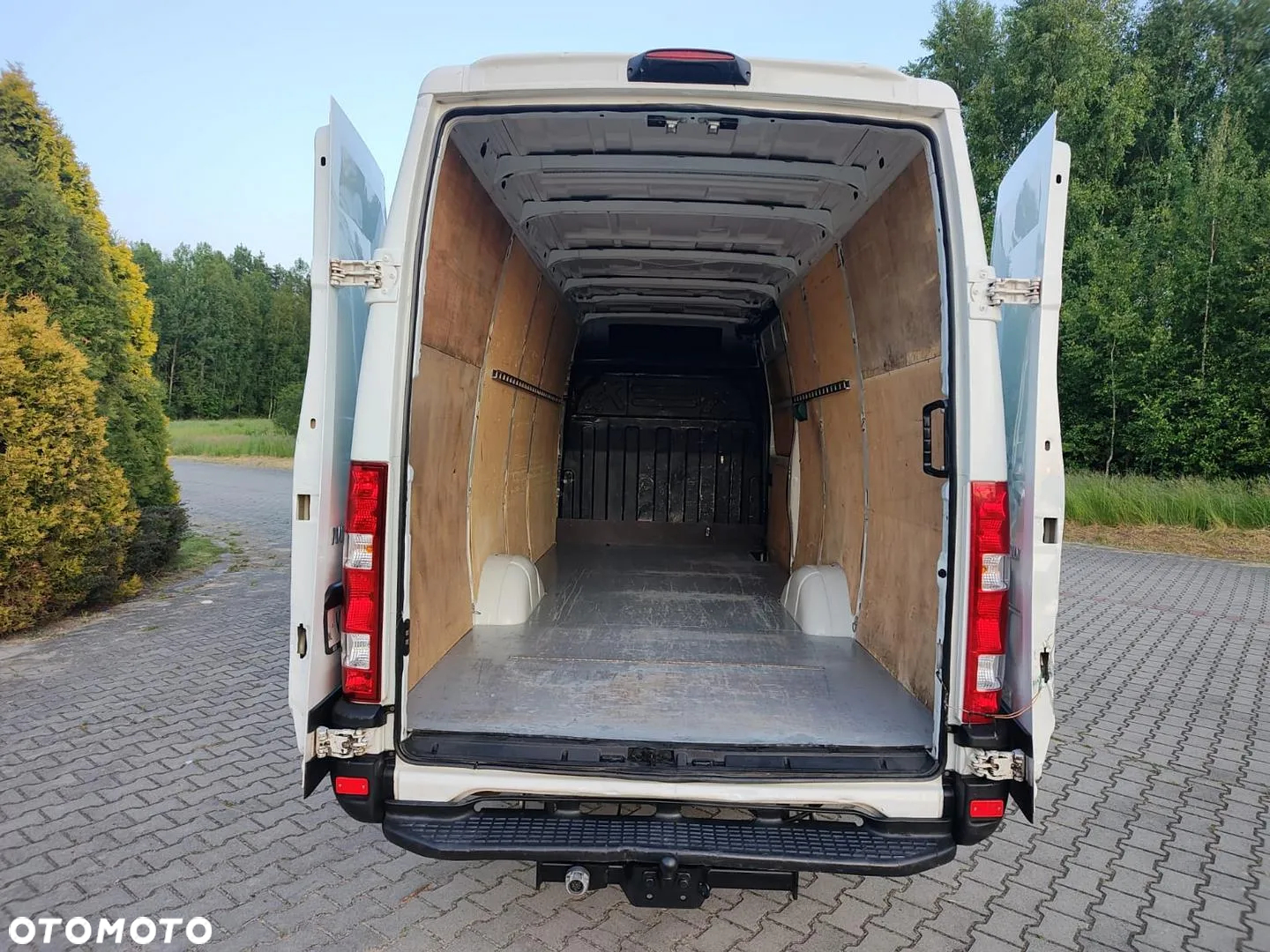 Iveco 35C15 - 13