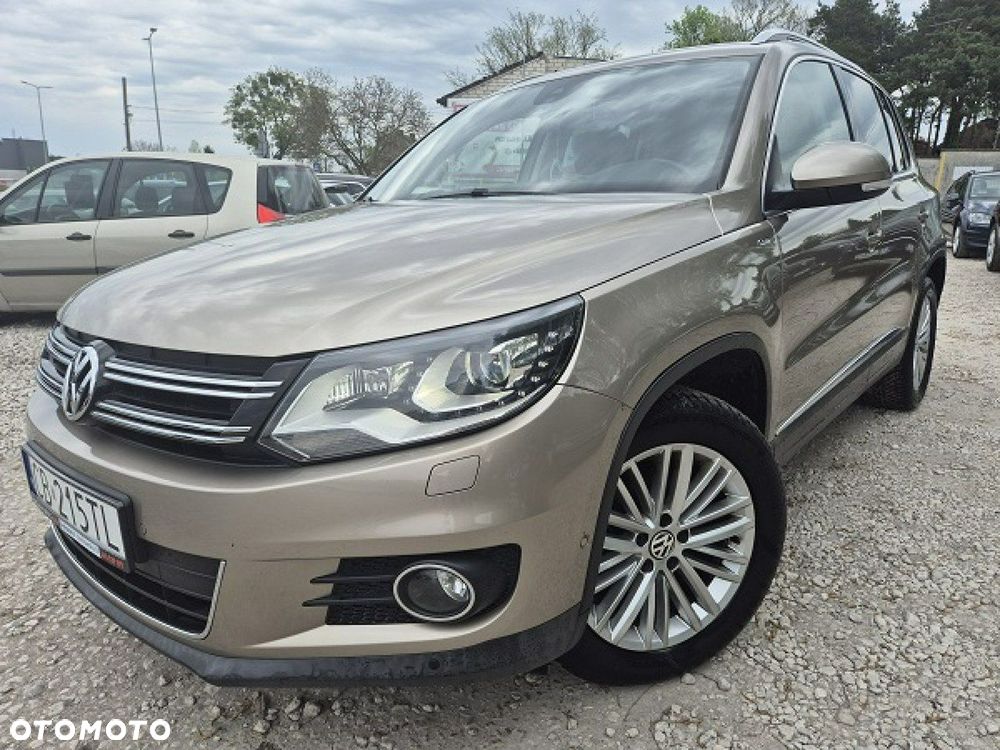 Volkswagen Tiguan - 1