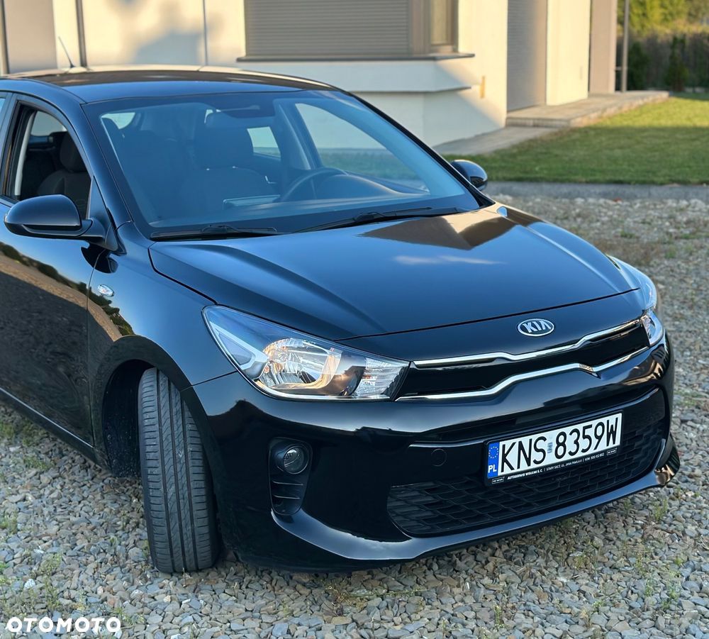 Kia Rio 1.4 L - 22