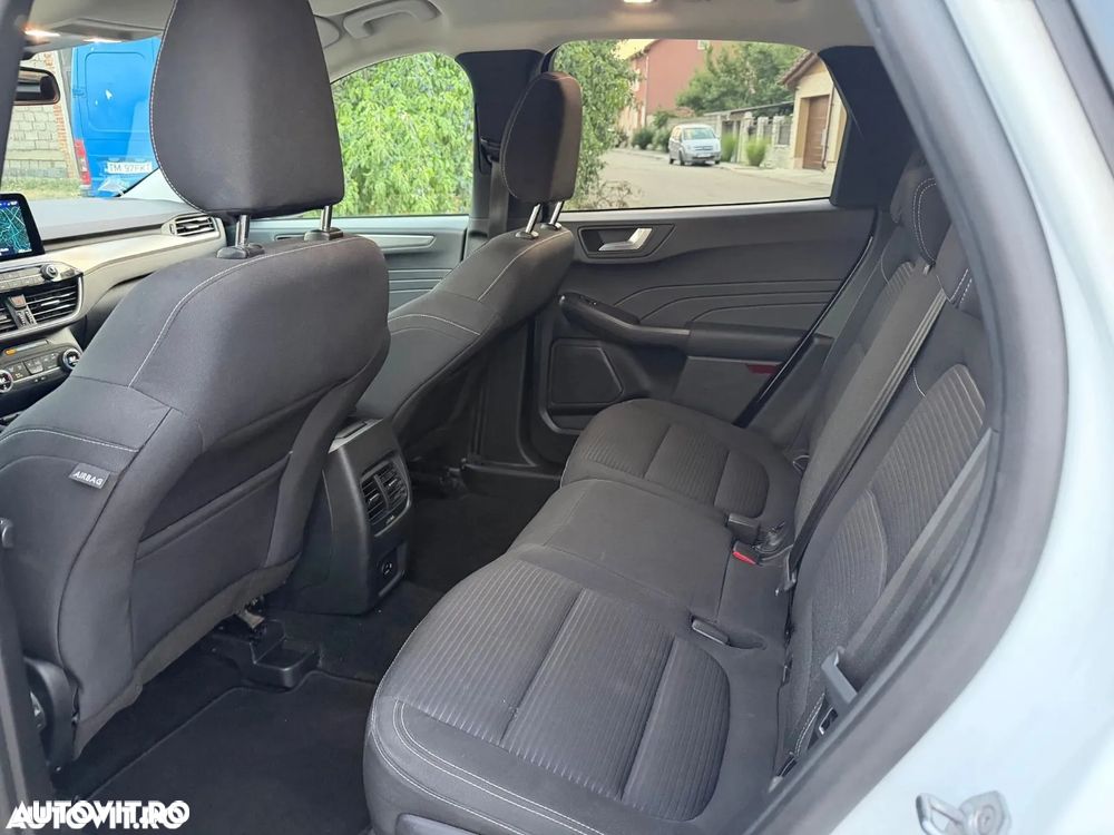FORD Kuga 2022 — imagine 15