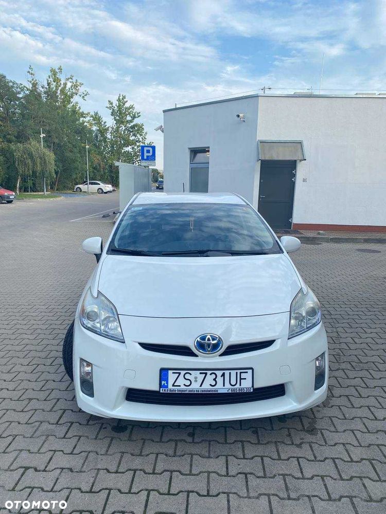Toyota Prius - 1