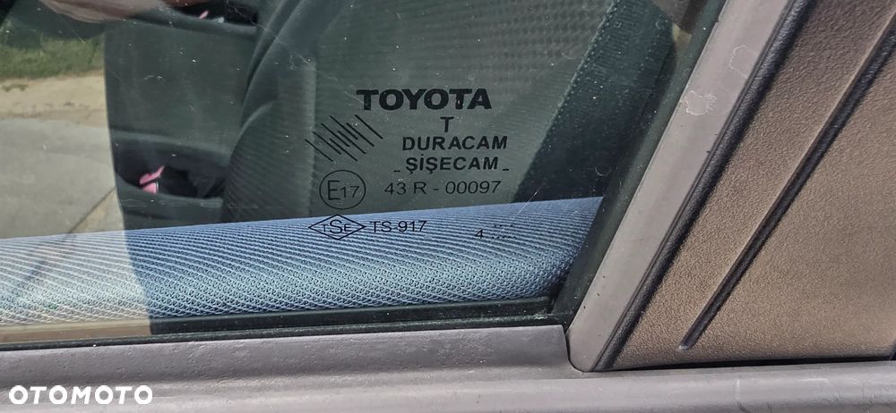 Toyota Corolla Verso - 24