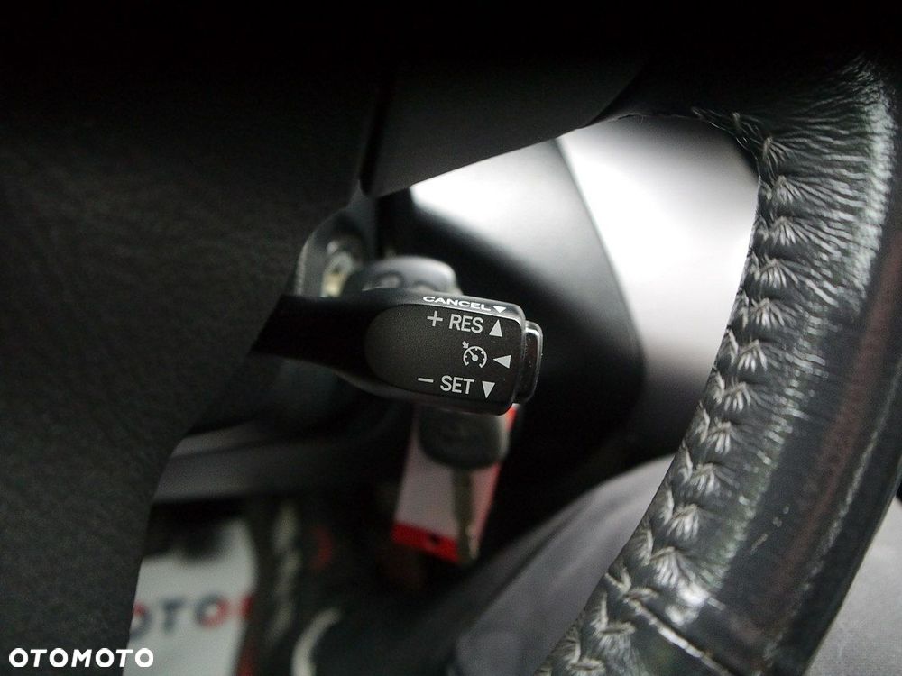 Toyota RAV4 2.0 VVT-i Luna - 28