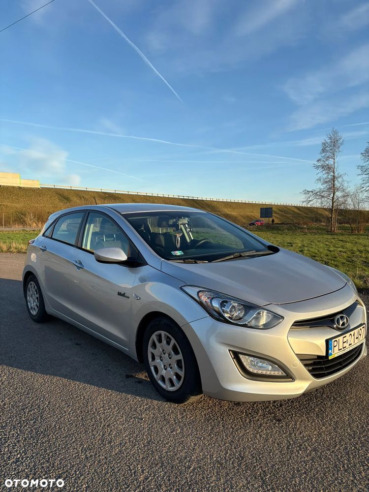 Hyundai i30 1.6 GDI Comfort - 1