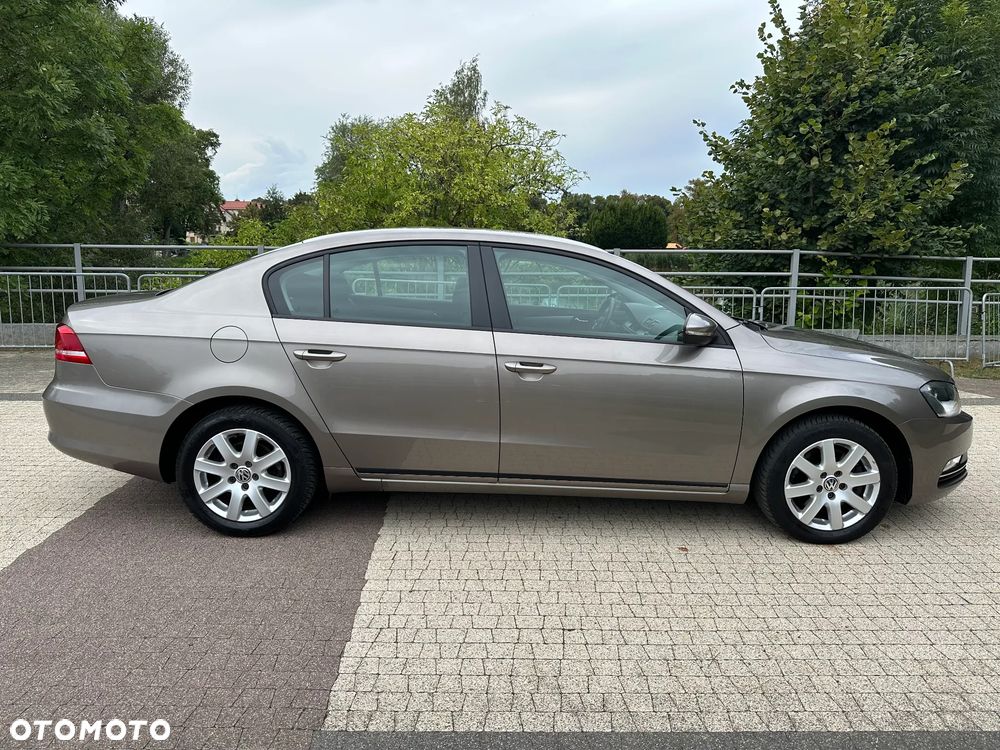 Volkswagen Passat 1.4 TSI BlueMotion Technology Exclusive - 5
