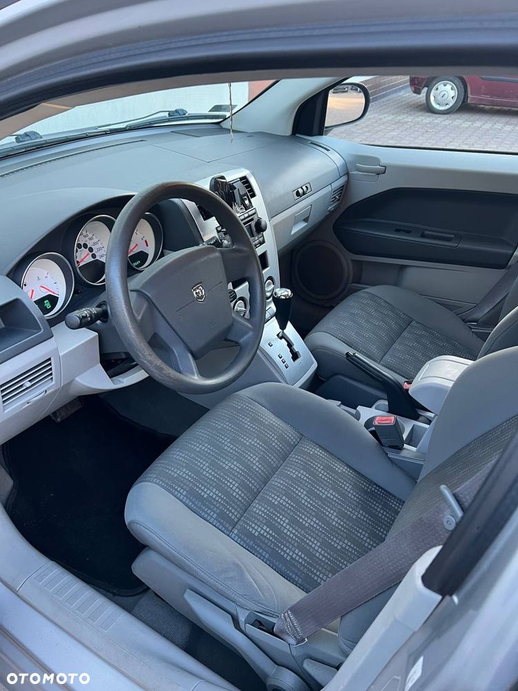 Dodge Caliber 2.0 SXT - 5