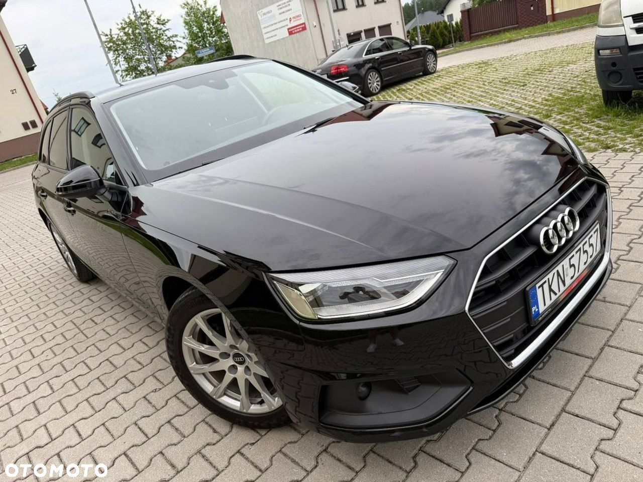 Audi A4 Avant 30 TDI S tronic advanced - 25