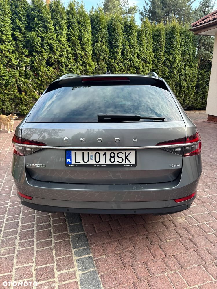Skoda Superb 2.0 TDI SCR 4x4 Style DSG - 8