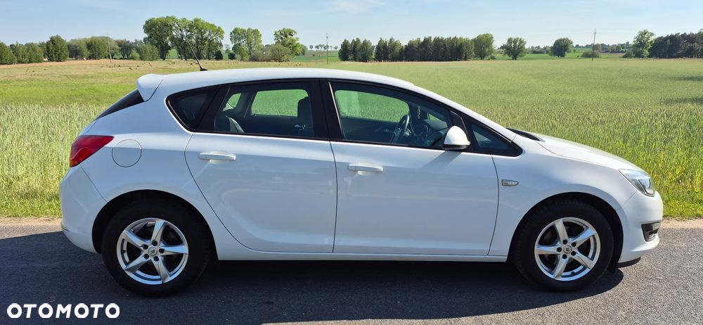 Opel Astra 1.6 Fun - 16